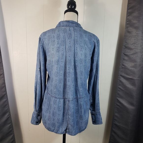 CLOTH AND STONE Blue Chambray Ikat Tribal Pattern Button Down Shirt Size Small - Picture 4 of 4